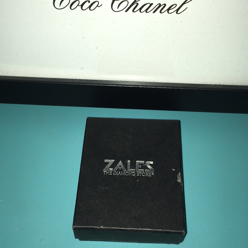 Zales White Gold 1 Kt Diamond Necklace